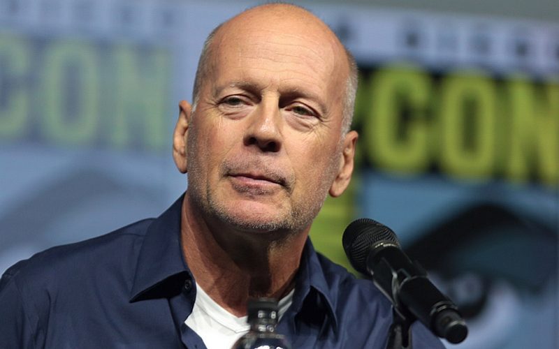 Bruce Willis cierpi na afazję